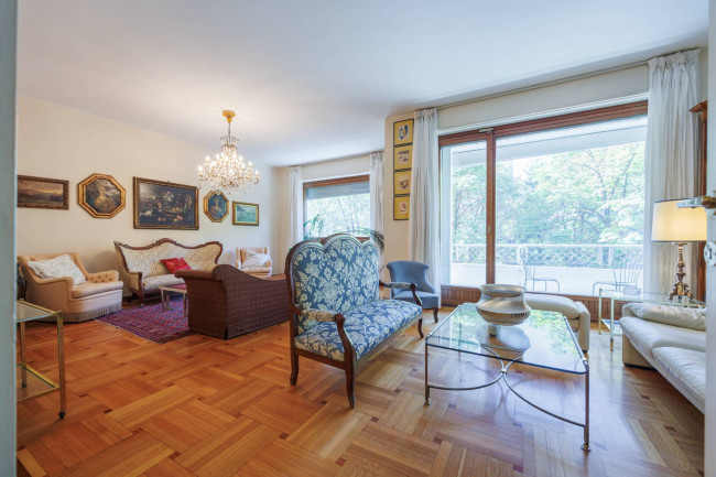 Apartment for Sale to Torino