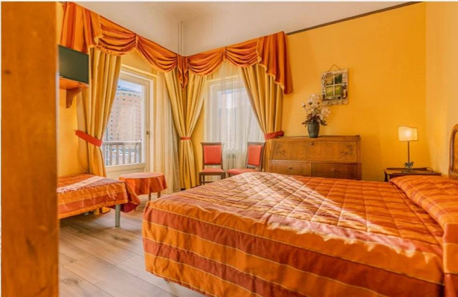 Albergo / Struttura ricettiva in Vendita a Sestriere