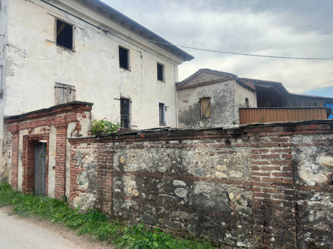 Dimora Storica in Vendita a Beinette