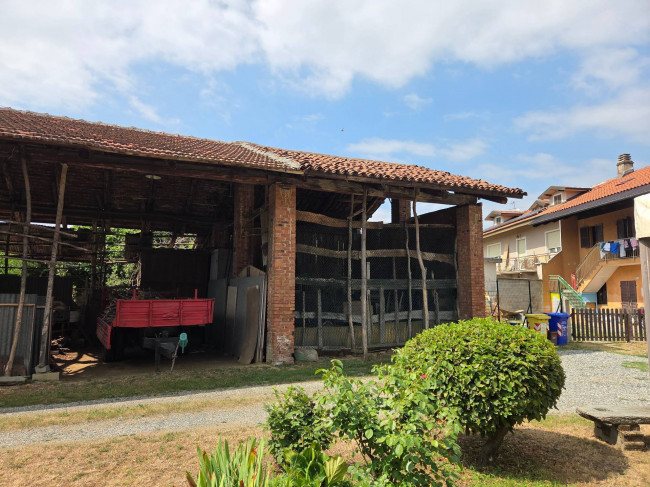 Rustico in vendita a San Francesco al Campo