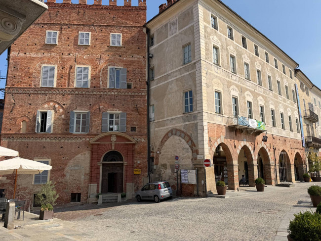 Dimora Storica in Vendita a Mondovì