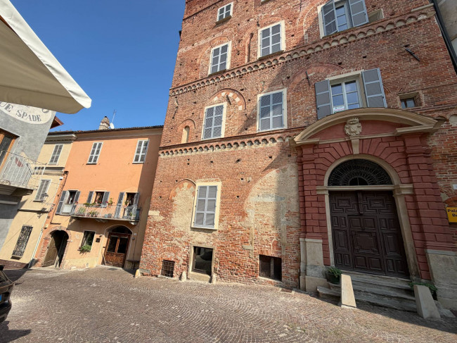 Dimora Storica in Vendita a Mondovì