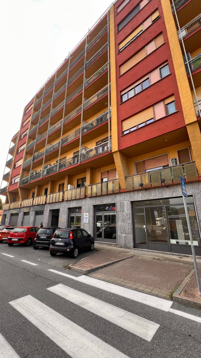 Attività Commerciale - Negozio in Vendita a Moncalieri