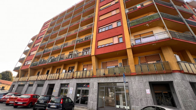 Attività Commerciale - Negozio in Vendita a Moncalieri