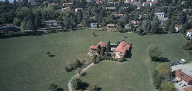Rustico in Vendita a Pino Torinese