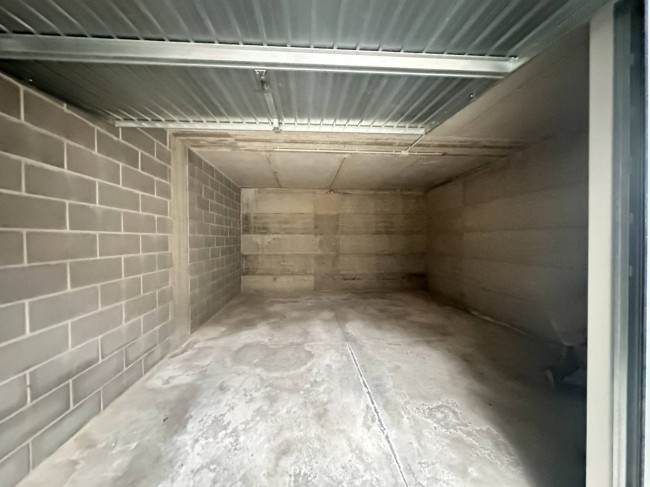 Box o garage in Vendita a Beinette