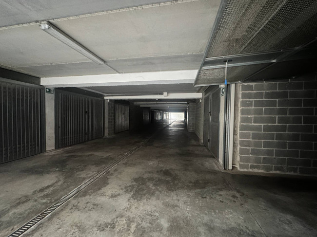 Box o garage in Vendita a Beinette