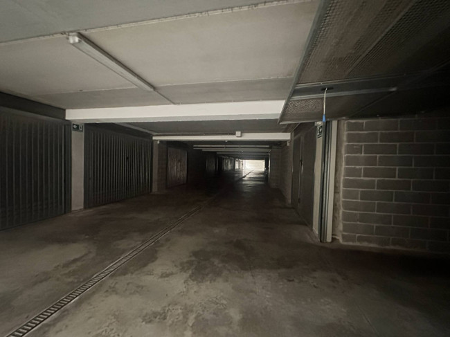 Box o garage in Vendita a Beinette