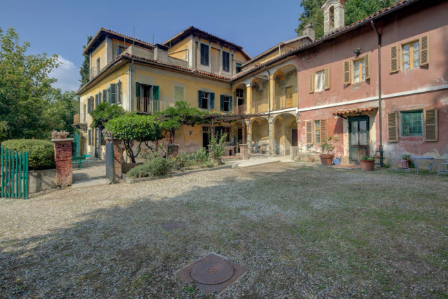 Villa in Vendita a Torino
