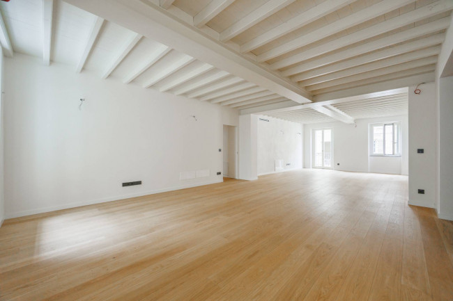 Apartment for Sale to Torino
