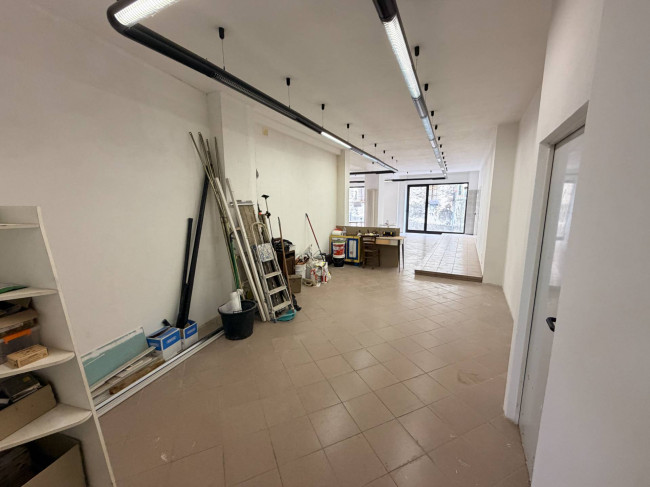 Locale commerciale in Affitto a Villanova Mondovì