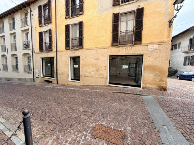 Locale commerciale in Affitto a Villanova Mondovì