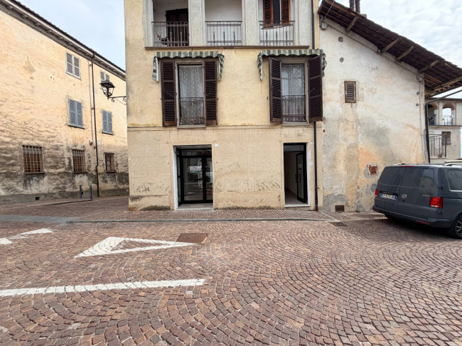 Locale commerciale in Affitto a Villanova Mondovì