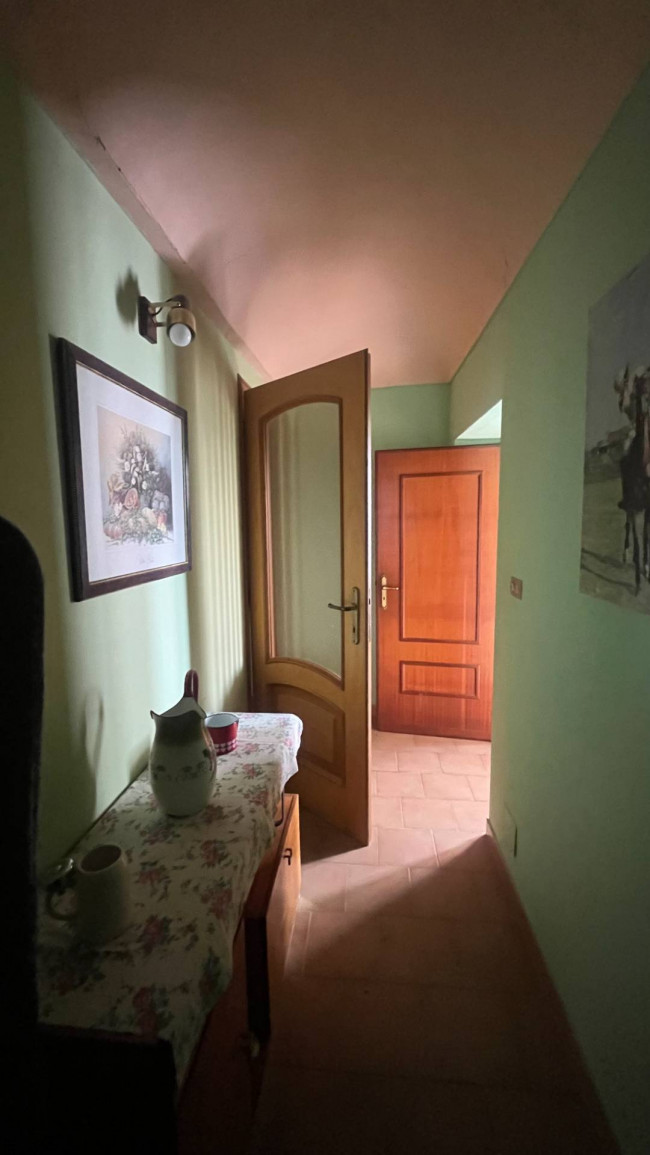 Casale in Vendita a Govone