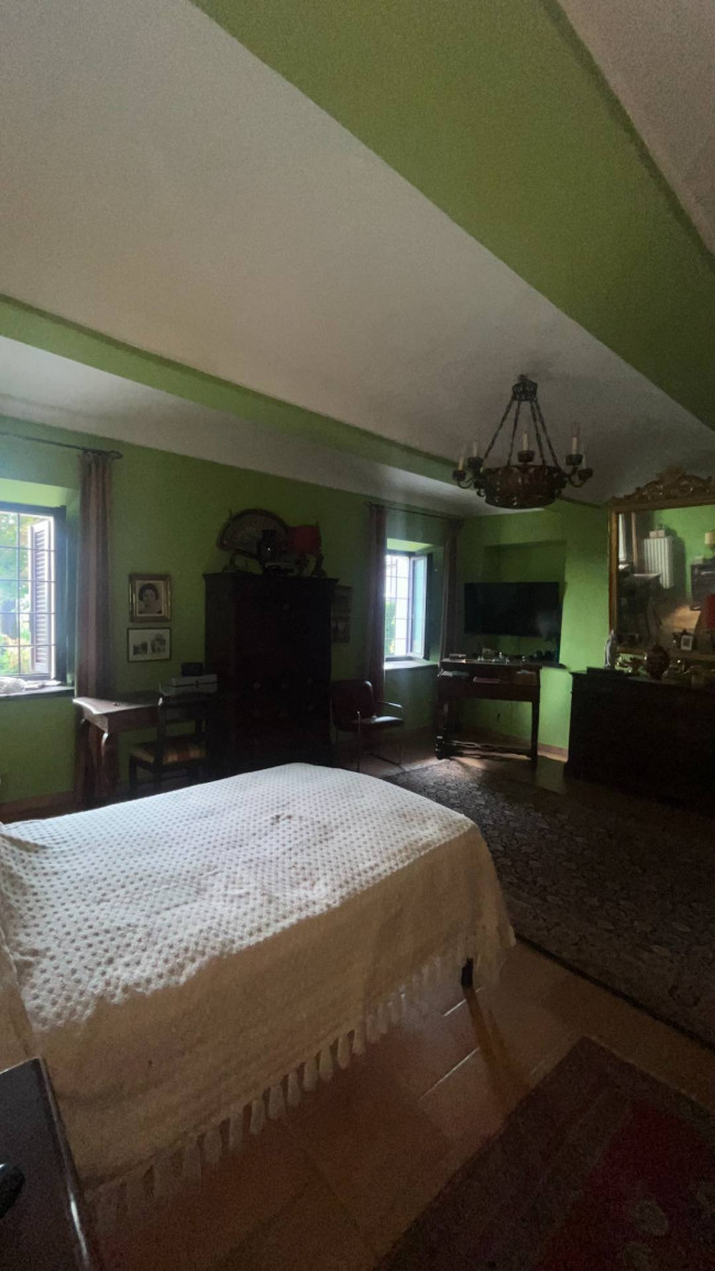 Casale in Vendita a Govone