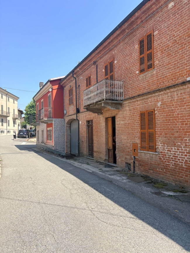 Cascina in Vendita a Montiglio Monferrato