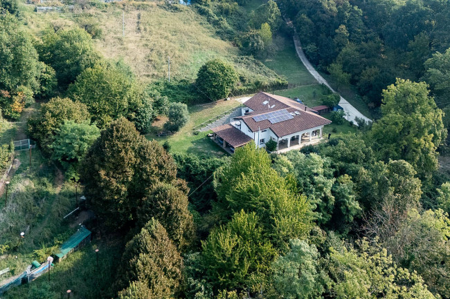 Villa in Vendita a Torino