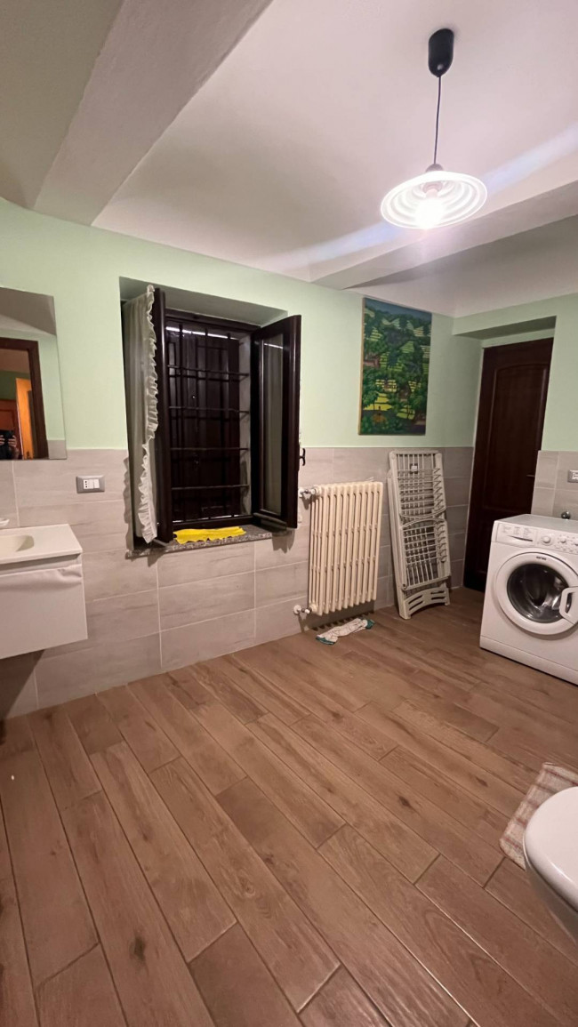 Casale in Vendita a Govone