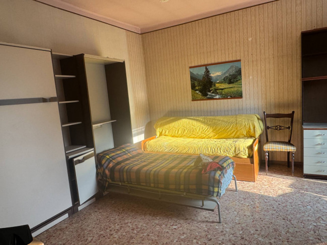 Appartamento in Vendita a Roburent
