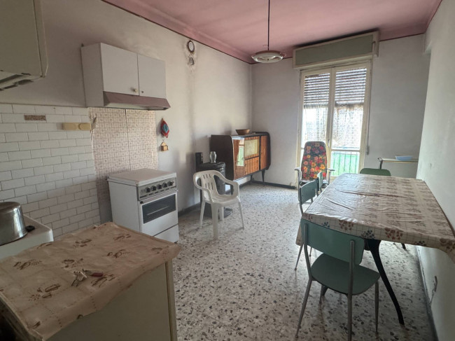 Appartamento in Vendita a Roburent