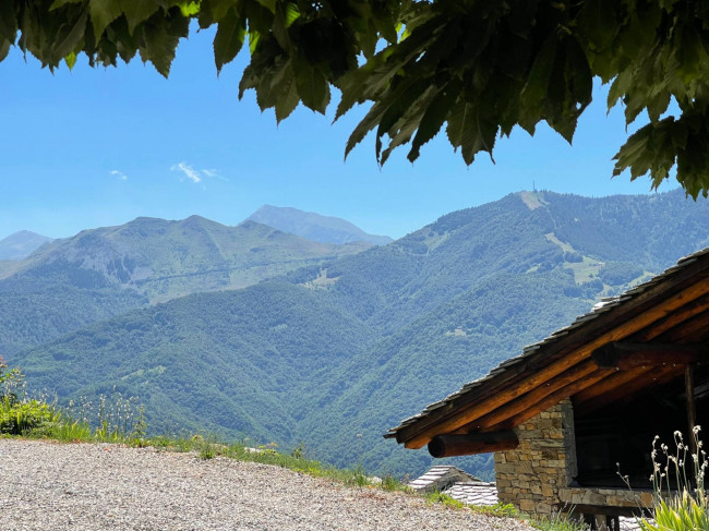 Appartamento in Vendita a Roburent
