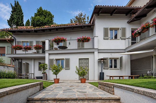 Casa indipendente in Vendita a Torino