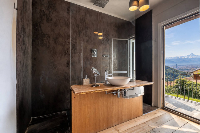 Casa indipendente in Vendita a Torino