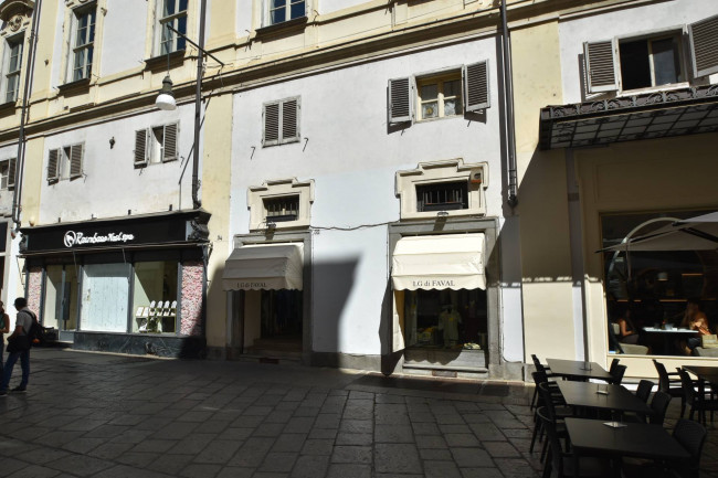 Negozio in Vendita a Torino