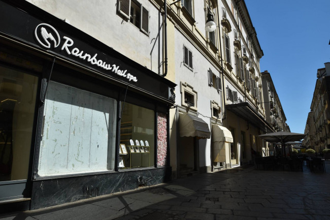 Negozio in Vendita a Torino