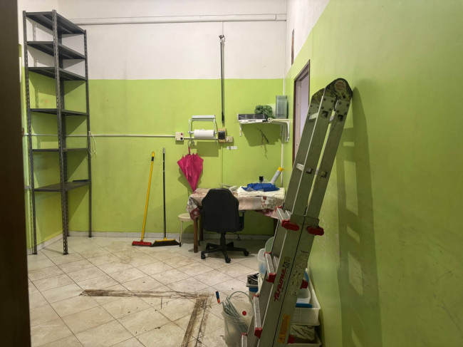Locale commerciale in Affitto a Villastellone