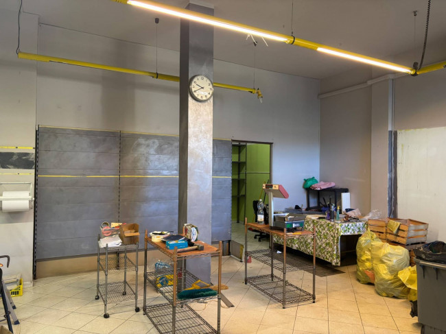 Locale commerciale in Affitto a Villastellone
