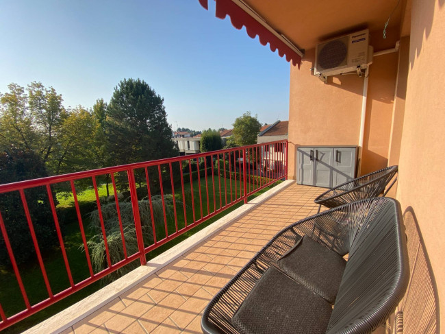 Appartamento in vendita a Biassono