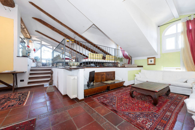 Attico in Vendita a Grugliasco