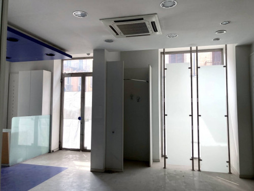 Negozio in Affitto a Torino