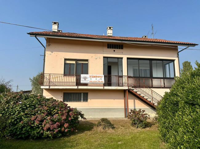 Villa Bifamiliare in Vendita a Feletto