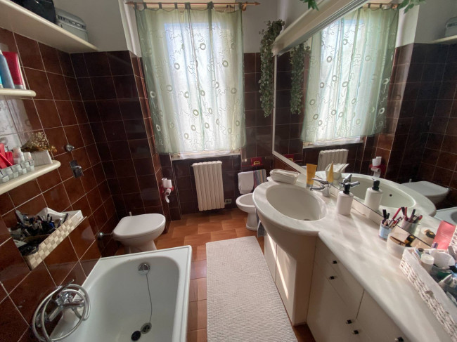 Appartamento in Vendita a Biassono