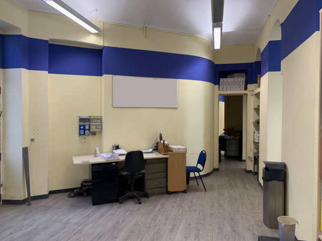 Commercial Property in  Sell to Torino