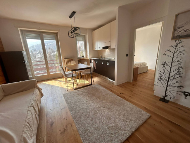 Appartamento in Vendita a Pragelato