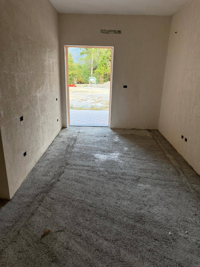 Appartamento in Vendita a Garlenda