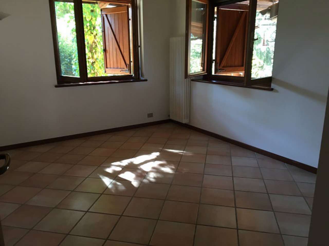 Villa Bifamiliare in Affitto a Torino