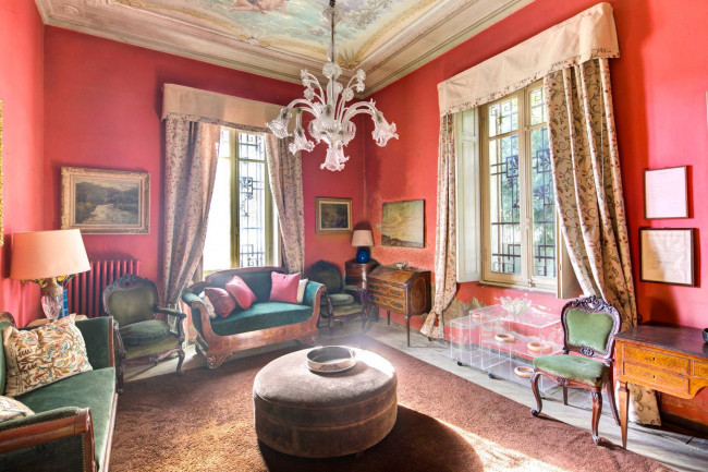 Villa Storica in Vendita a Alessandria