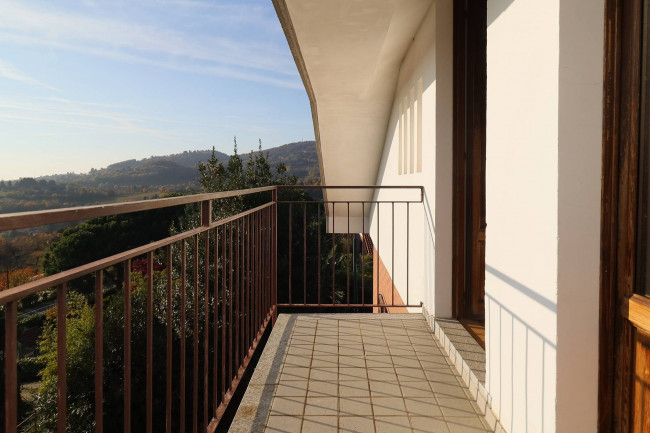 Villa Bifamiliare in vendita a Moncalieri