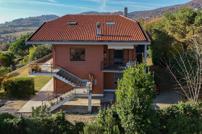 Villa Bifamiliare in vendita a Moncalieri