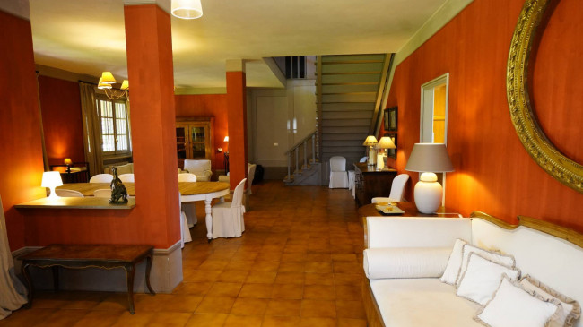 Villa in Vendita a Cellarengo