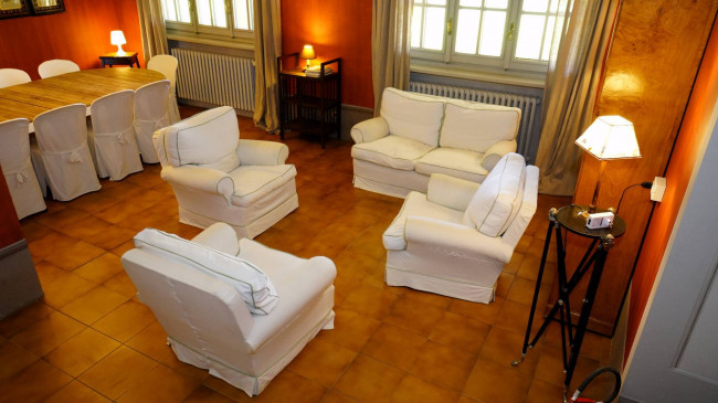 Villa in Vendita a Cellarengo