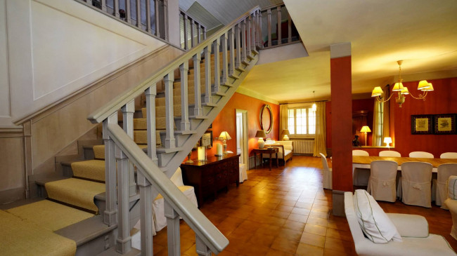 Villa in Vendita a Cellarengo