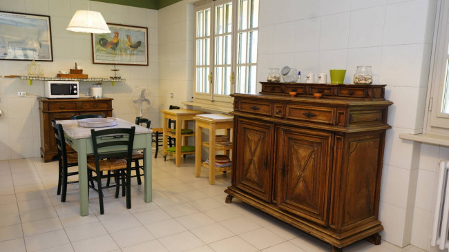 Villa in Vendita a Cellarengo