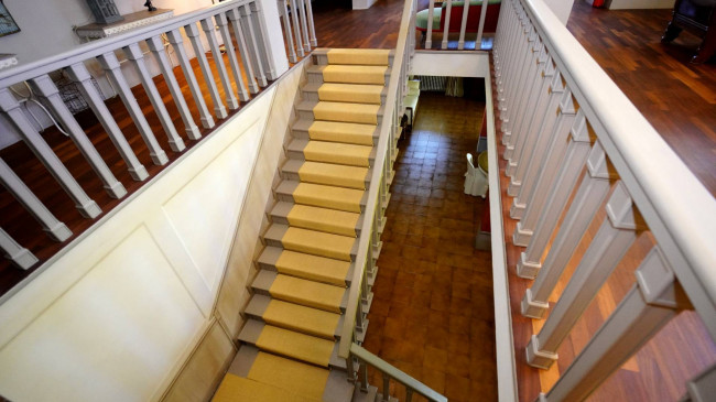 Villa in Vendita a Cellarengo