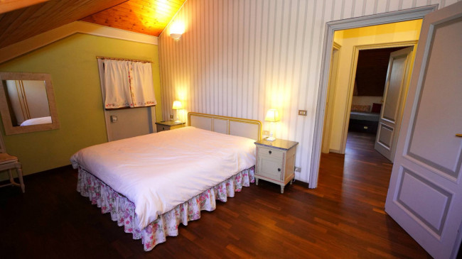 Villa in Vendita a Cellarengo