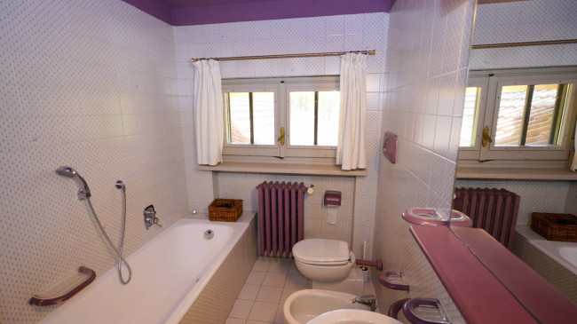 Villa in Vendita a Cellarengo